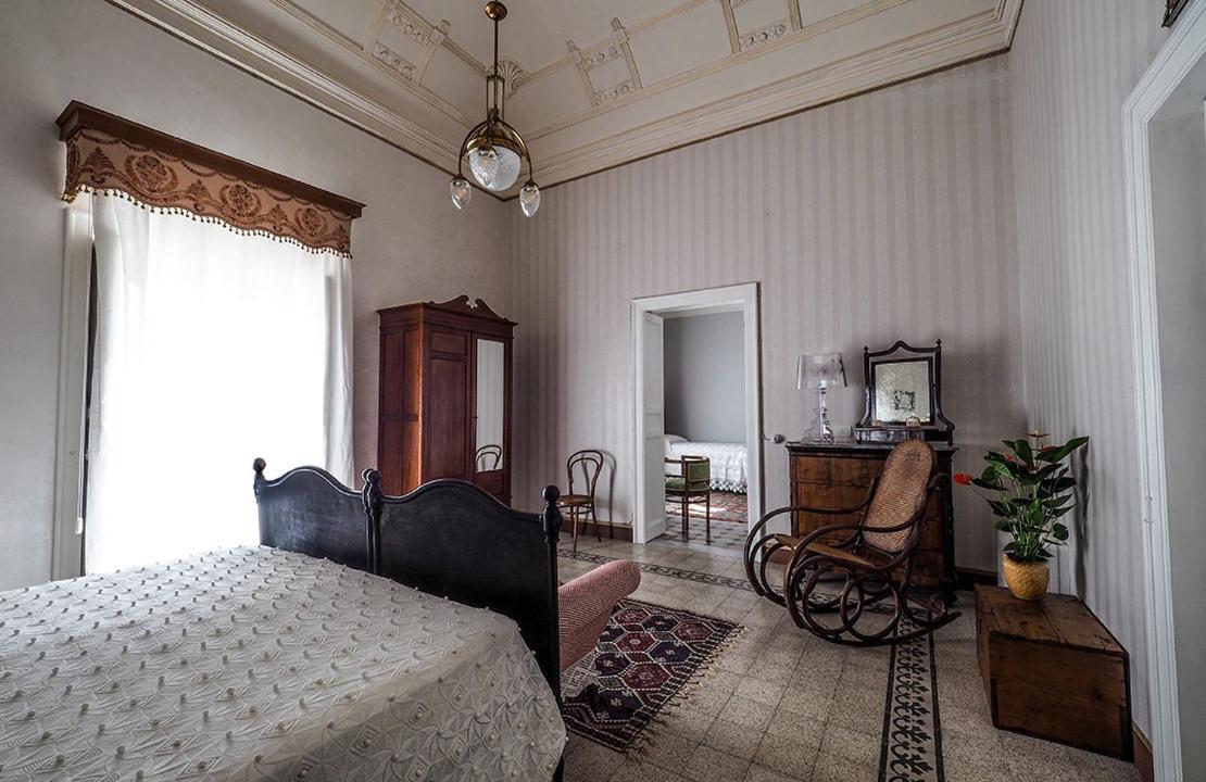 Отель Palazzo Degli Antoci Рагуза Экстерьер фото